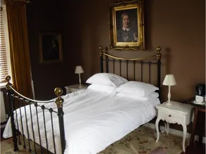 Ostrich Inn - Image 4