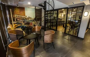 The Blocks Hostel Sukhumvit 10 - Image 2