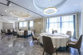 Shanghai Jin Feng International Hotel - Image 5