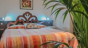 Bridge Hotel - Image 2
