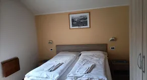 ALBERGO AL LAGO - Image 2