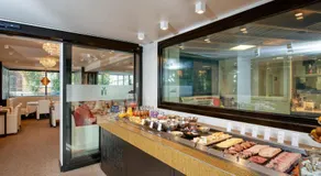 Hotel Lugano - Image 2
