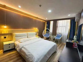 Holiday Inn Berlin (Lushan Branch) - Image 2