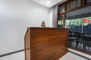 OYO 90891 Parang Kusumo Residence - Image 5