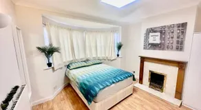 5 Bedroom house in DA7 - Image 2