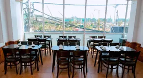 ĐỨC TUÂN Hotel - Eco Stay - Image 4