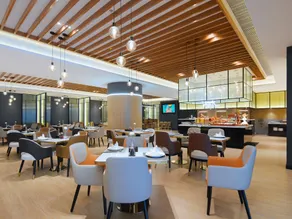 Park Inn by Radisson Nanjing North Zhongshan Road - Image 3