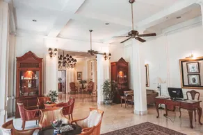 Settha Palace Hotel - Image 2