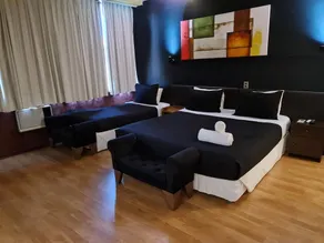 Hotel Parlamento - Image 2