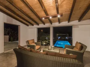 Cosy Holiday Home in Policnik with Pool - Image 3