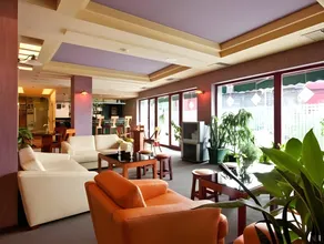 Saint George Hotel & Medical Spa - Image 4