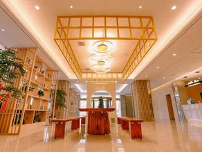 Qingmu Platinum Hotel (Ma'anshan Normal College Mengniu Industrial Park) - Image 3