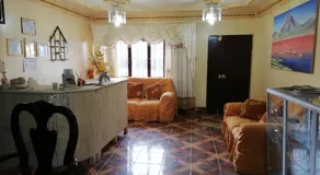 Hotel Aguilar - Image 2