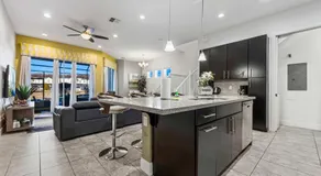 Festival Resort Lakeview Pool Retreat - Image 5