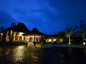 Dalem Agung Palagan 99 Hotel - Image 4