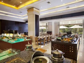 Crowne Plaza Changshu - Image 3