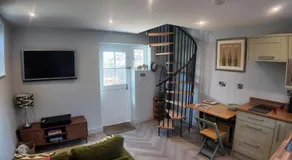 The Coach House - Image 2