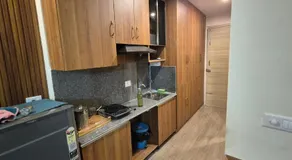 Studio Apartment - Image 4