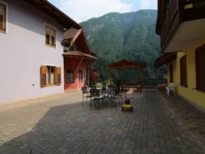 Holiday Home in Caldes near Ski Lift - Image 5