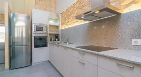 Maison entièrement équipée avec barbecue, jardin et terrasse | Vue montagne - Image 5