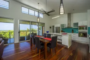 Horseshoe Bay Vista - Horseshoe Bay, QLD - Image 5