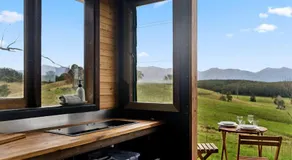 Bakers Hut - Off Grid Farm Stay - Image 3