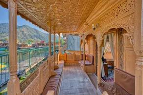 Best View Group Of Houseboats - Image 4