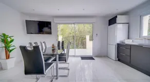 Maison chaleureuse et neuve 90m2 à 5min du centre de Libourne - Image 5