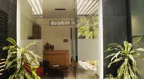 Hotel Cozy Inn - Image 2