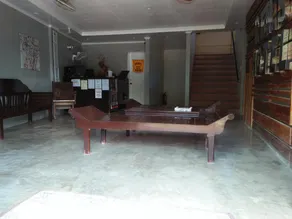 Rem's Virgin Island Hotel - Image 2