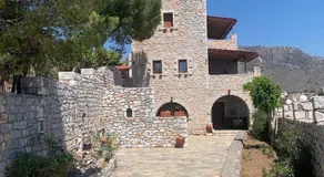 Mani Castle Houses - Image 5