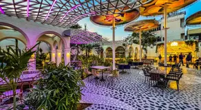 DYORE House by Bharat Mahal Palace - Image 2