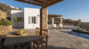 Villa AVRA, a serene Cycladic villa with private pool overlooking the Aegean Sea - Image 3