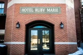 Hotel Ruby Marie - Image 3