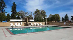 Sugarloaf Mountain Motel - Image 4