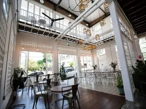 Memmoth Cafe & Hostel in Lampang - Image 2