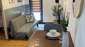 Cozy 1 Bedroom Unit Arezzo Place Pasig - Image 4