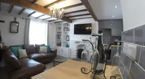 Daisy Cottage - Image 2
