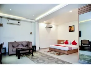 Hotel City Square - Image 2