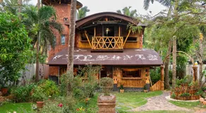 Sukumara Homestay Unique Eco Luxury Mud and Bamboo Beachfront Villa - Image 3
