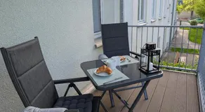 Helles Studio mit Arbeitsplatz und Balkon - Image 3