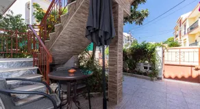 Porta Nova Guesthouse by R-Tex - Image 2