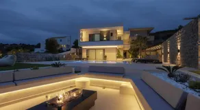 Ozen Luxury Villa and Suite - Image 3