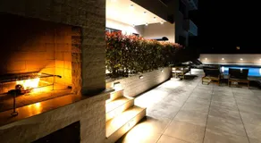 Apartment Rose Garden - Image 2