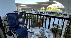 Lovely2 rooms duplex with pool in front AUC - Image 3