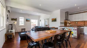 UrbanStyle Claremont Apartment - Image 3