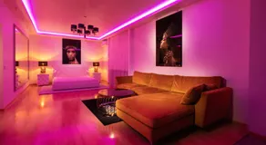 Premium Jacuzzi Apartment - Image 2