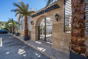 Noa Suite Hotel Only Adult - Image 4