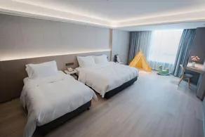 Joy Hotel Huzhou - Image 2