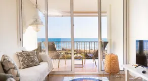 LETS HOLIDAYS Beach front apartment in Gavà Mar, Pine Beach - Image 2